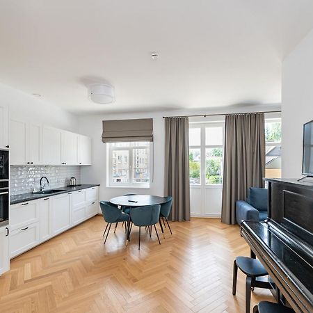 Park Avenue Apartments By Hostlovers Каунас Екстер'єр фото
